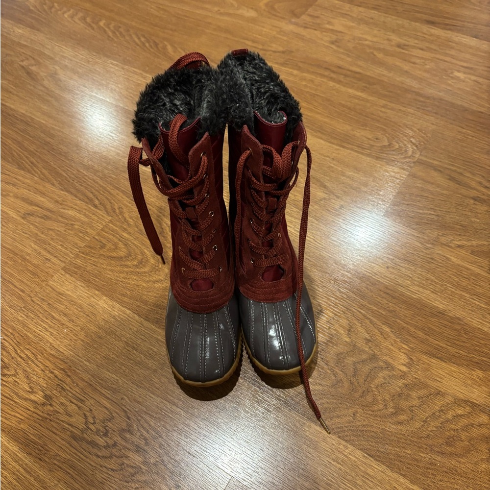 Marc by Marc Jacob Faux Fur-Lined Lace-Up Duck Boots